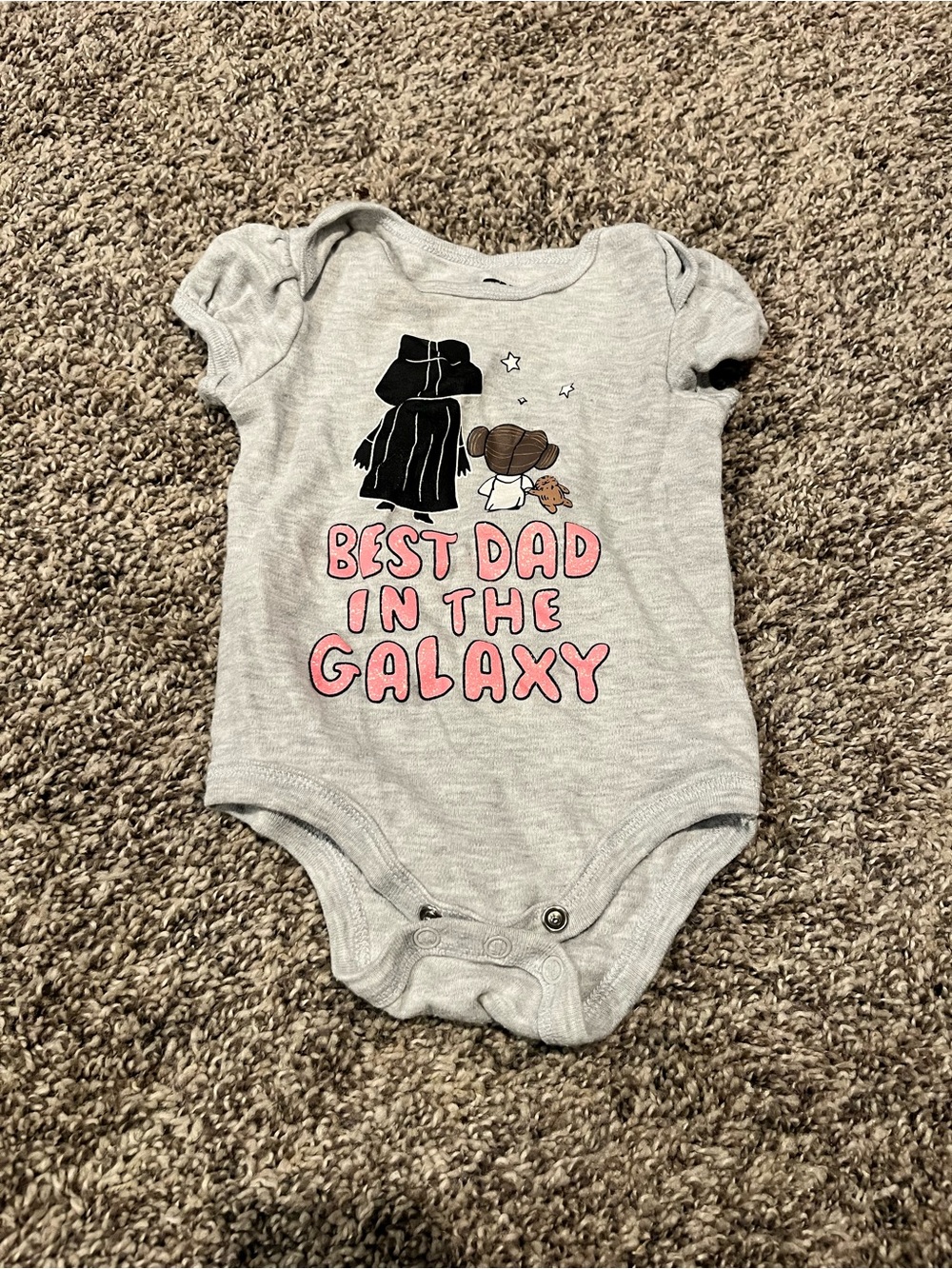 Star Wars Light Gray Baby One-Piece with Pink 'Best Dad in the Galaxy' Graphic